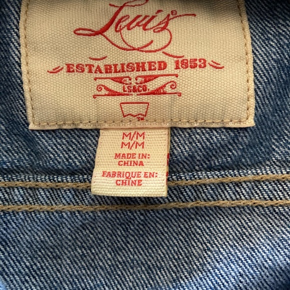 Women’s LEVI’S DENIM jean jacket - Picture 2 of 3